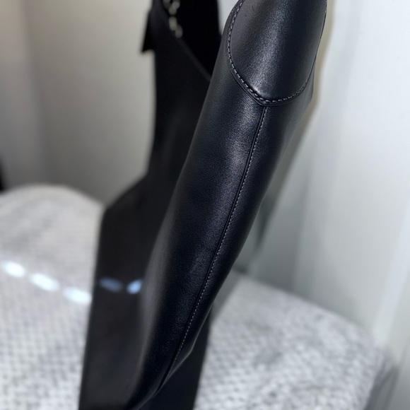 Coach Black Brooklyn Shoulder Bag 39 - Picture 5 of 9